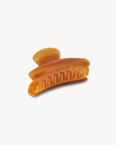 Grande Heirloom Claw in Cognac - Bodega Nantucket