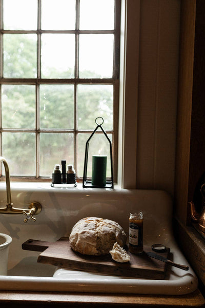 The Live Edge Cutting Board - Bodega Nantucket