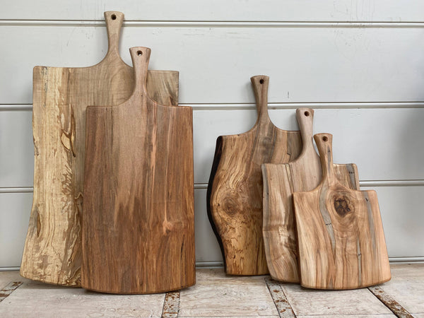 15" AMBROSIA MAPLE SERVING BOARD W/ HANDLE - Bodega Nantucket