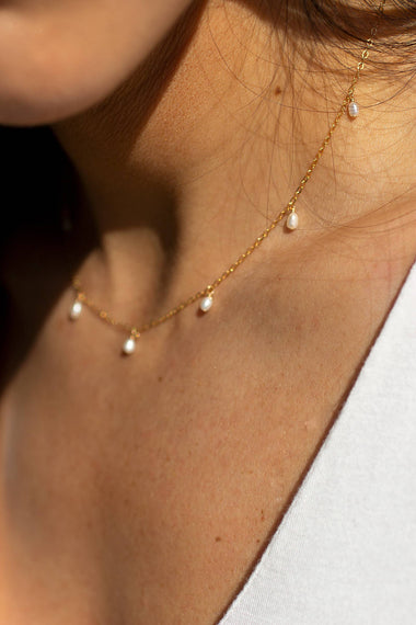 Petite Freshwater Pearl Droplets Necklace - Bodega Nantucket