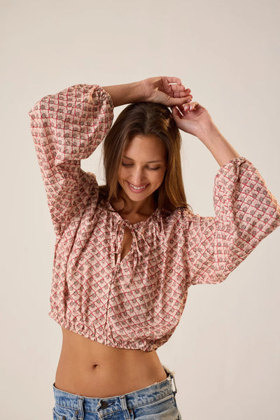 Amelia Top Scallop Blush