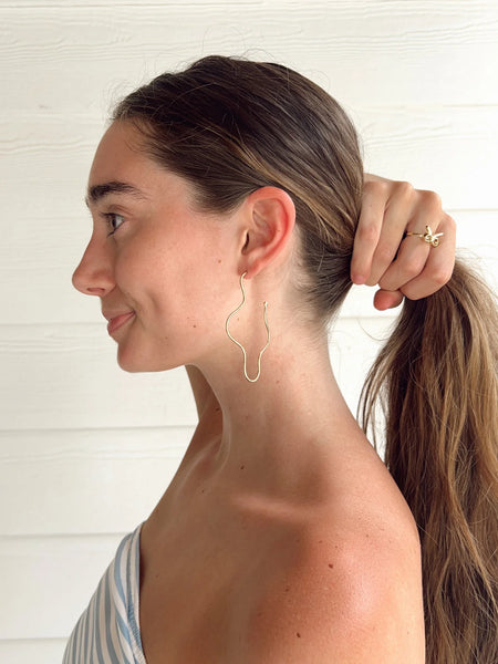 Brushed Wiggle Long Hoop - Bodega Nantucket