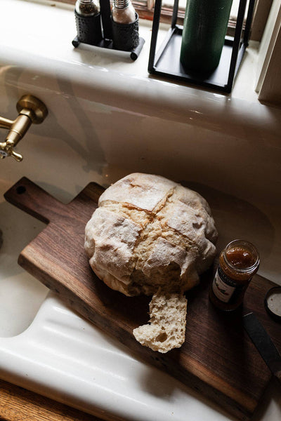 The Live Edge Cutting Board - Bodega Nantucket