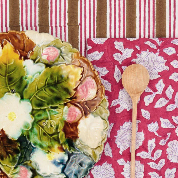 Suzette Iris Kiss Napkins - Bodega Nantucket