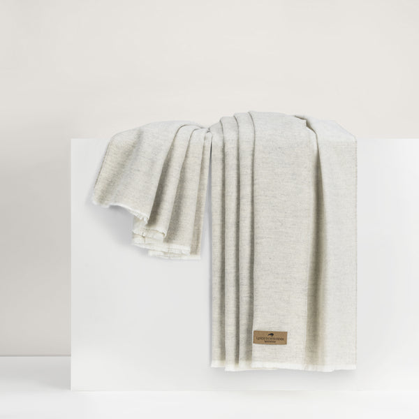 Apen Throw, Silver Birch - Bodega Nantucket