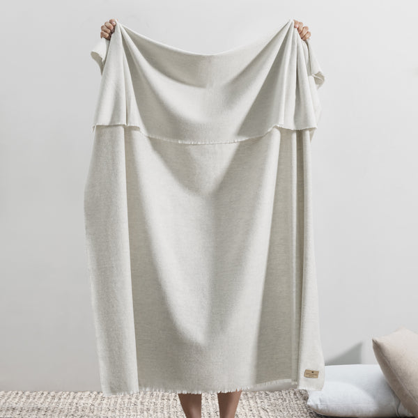 Apen Throw, Silver Birch - Bodega Nantucket